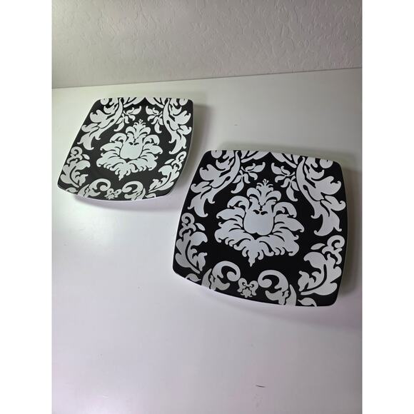 Set of 2 -ROSCHER Black White Damask Collection Floral Scrolls Square 10" Plate - Picture 3 of 6